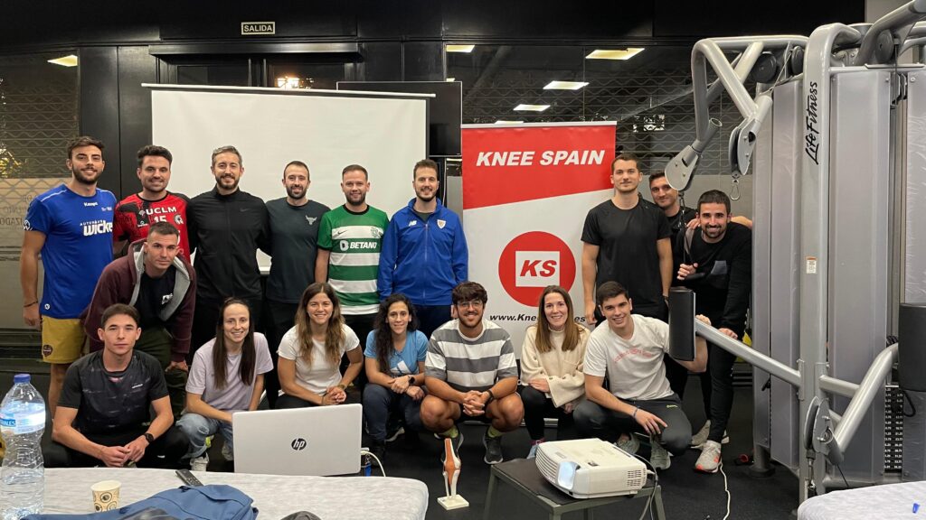 Formaciones Knee Spain